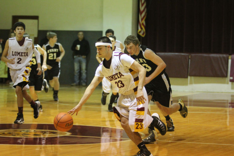 LometaEvantBOYSBasketball36.jpg